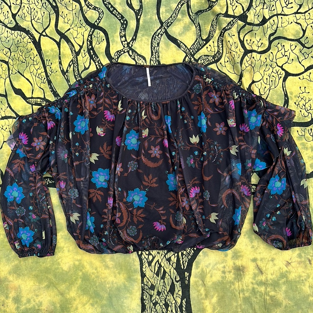Free People floral ruffle semi sheer scoop neck crop top black w blu/pink/Brn  S